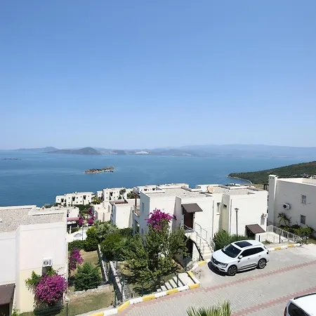 Resort Adabuku Koyu Royal 1+1 Mugla
